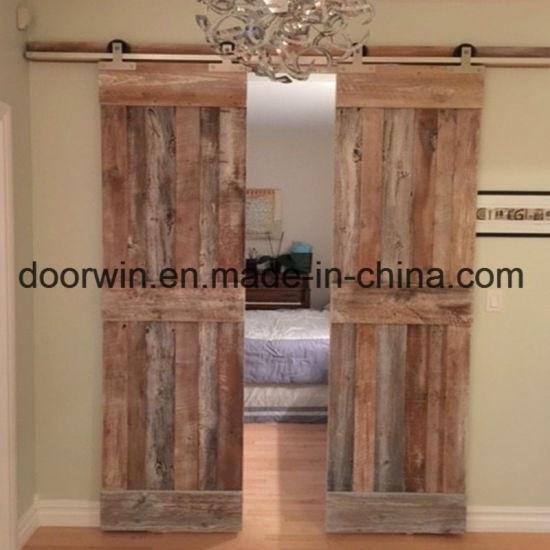DOORWIN 2021Fashion Style Brown Color Wooden Double Door Designs Sliding American Barn Door with Barn Door Hardware - China Knotty Alder Wooden Door, Pine Larch Wooden Door