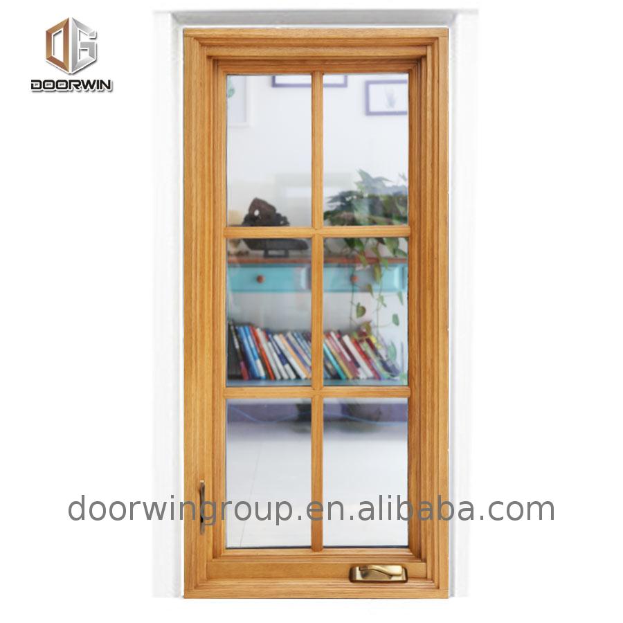 Doorwin 2021Custom made triple glazed oak exterior wooden America crank windows with mosquito net