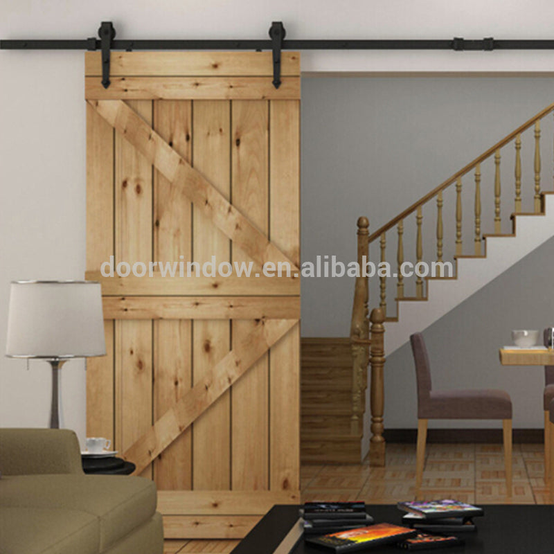 Doorwin 20212019 high quality latest design red oak hanging sliding barn door with wooden sliding door roller