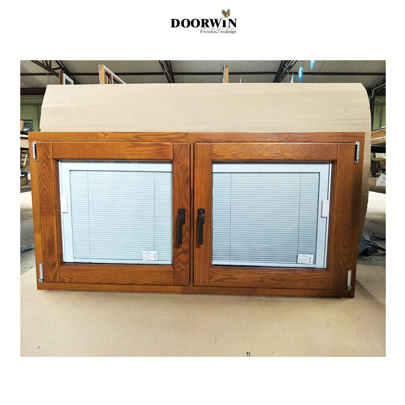 Doorwin 2021Wholesale Tempered Glass Solid Wood Window Customized Double Casement Windows with Blind Shutter