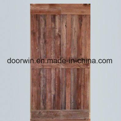 DOORWIN 2021Modern Fashion Wood Doors Design Plank Panel Single Entry Door Made of Knotty Pine Larch Alder - China Knotty Alder Wooden Door, Pine Larch Wooden Door