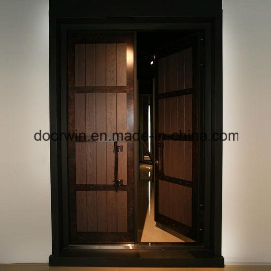 DOORWIN 2021Red Oak Wood Entrance Door with Old Copper Decoration - China Hinged French Doors, Kitchen Entry Doors