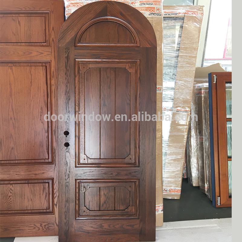 DOORWIN 2021Round top design timber door interior door made of solid red wood by Doorwin