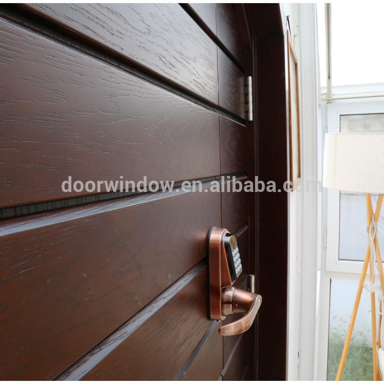 DOORWIN 2021Simple fashion exterior swinging doors double door made of 100% solid red oak wood by Doorwin